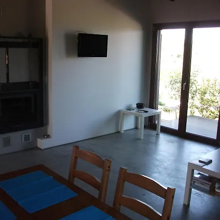 Elena Bungalows